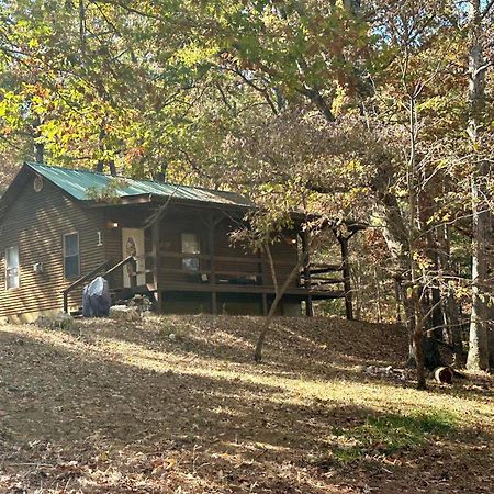 Cedar Creek Cabins #1 - Giant Spa Tub, Large Wooded Porch, Full Kitchen, 1 Bedroom Eureka Springs Esterno foto